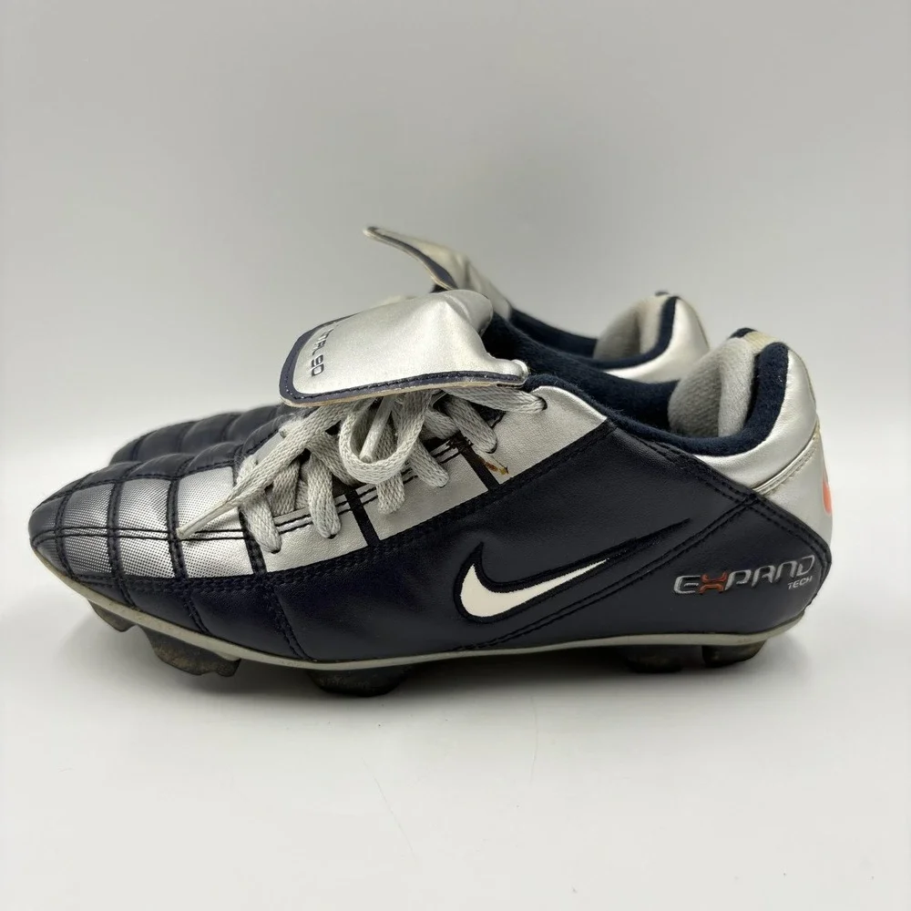 Nike Total 90 Shoes Youth Size 1.5Y‎ Blue Silver Soccer Cleats 302240-408